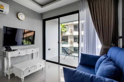 PALMYRAH SURIN, MODERN 1BR with Terrace, 150 meters to Surin Beach – Photos 6